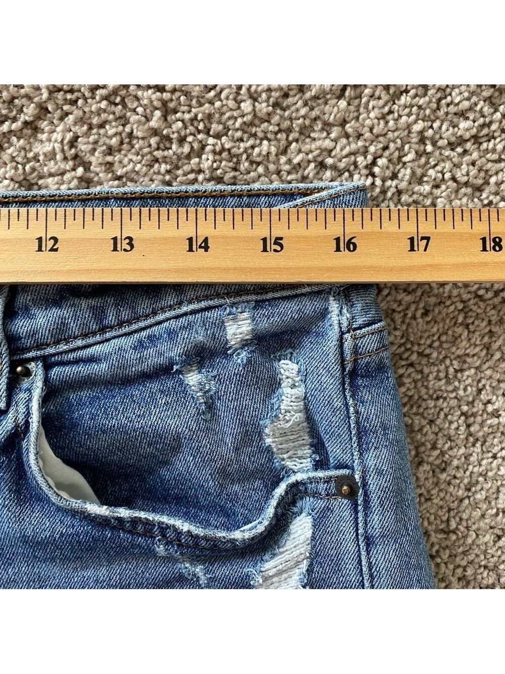 Reformation Cropped Flood Jeans Distressed Raw Hem in Olympic Wash Sz 30 - Picture 13 of 16